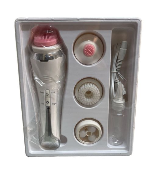 Heated High Quality Face Cleansing Brush With 4 Changing Heads