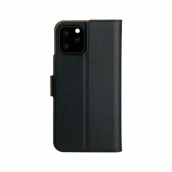XQISIT Slim Wallet Selection Anti Bacterial iPhone 12 Pro Max Cover - Black