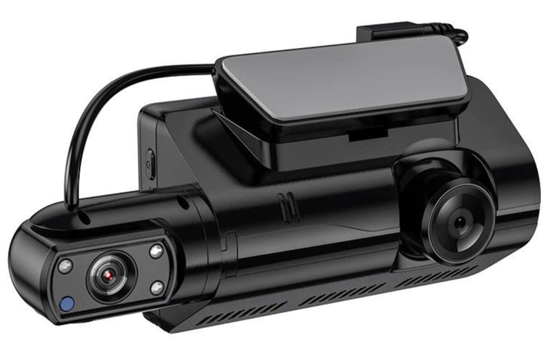 Dual-Camera Driving Recorder with 32gb sd card