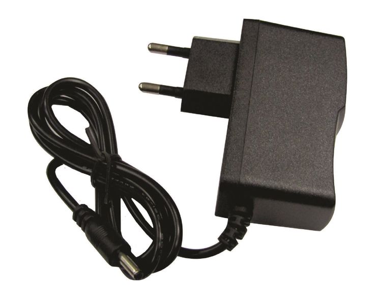 Power Supply Switching Adapter 5V 1A - Pin Size 3.5 x 1.35