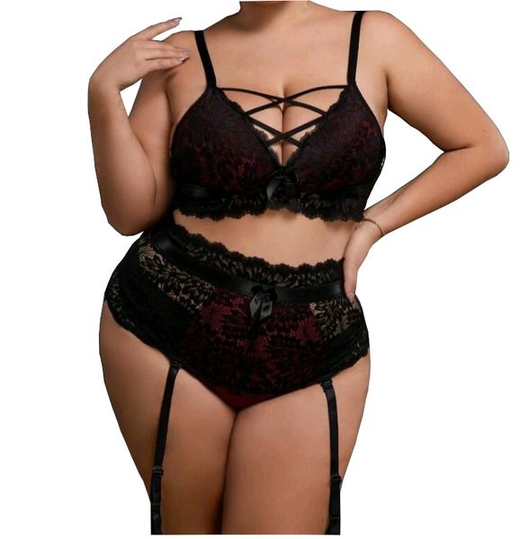 Plus Floral Lace Criss Cross Garter Lingerie Set