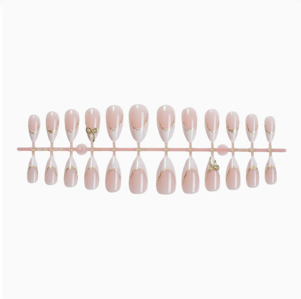 On Nails - Almond Shape (12 Sizes image