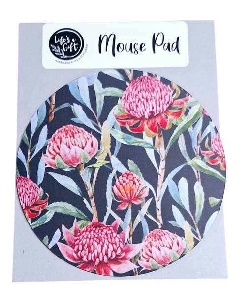 20cm Round Mouse Pad-Red Protea Bush with Leaves on Black