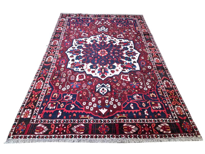 Carpetly - Stunning Thick Persian Hamadan Carpet - 300 x 204 CM
