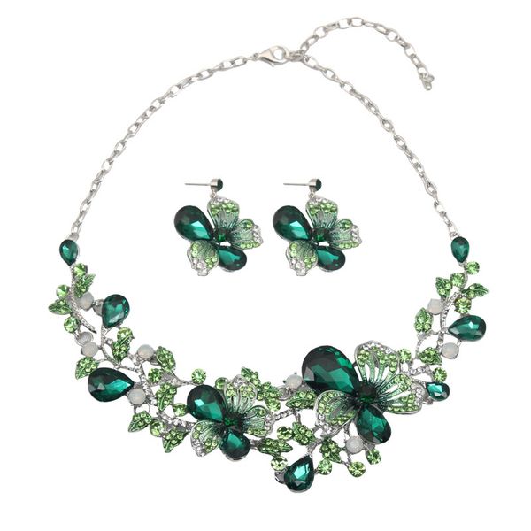 Vintage Exquisite Flower Necklace and Earring Set