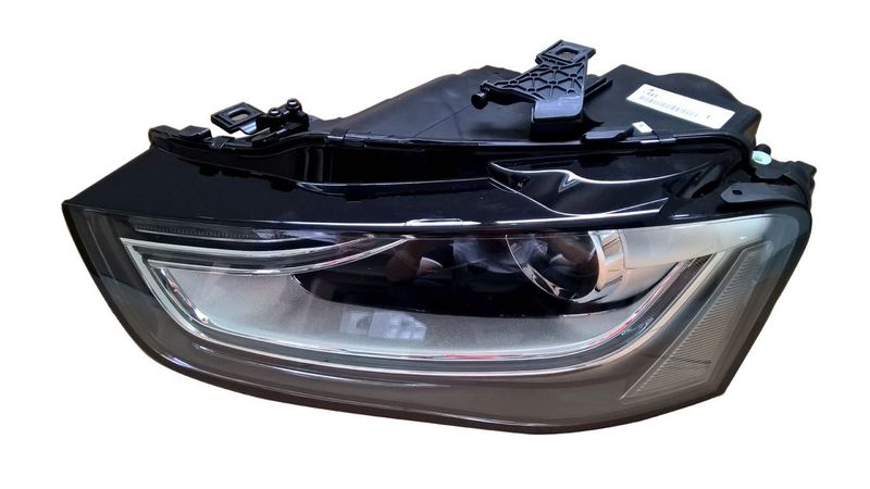 OEM Xenon Audi A4 11-17 Left Side Headlight 8K0941005E