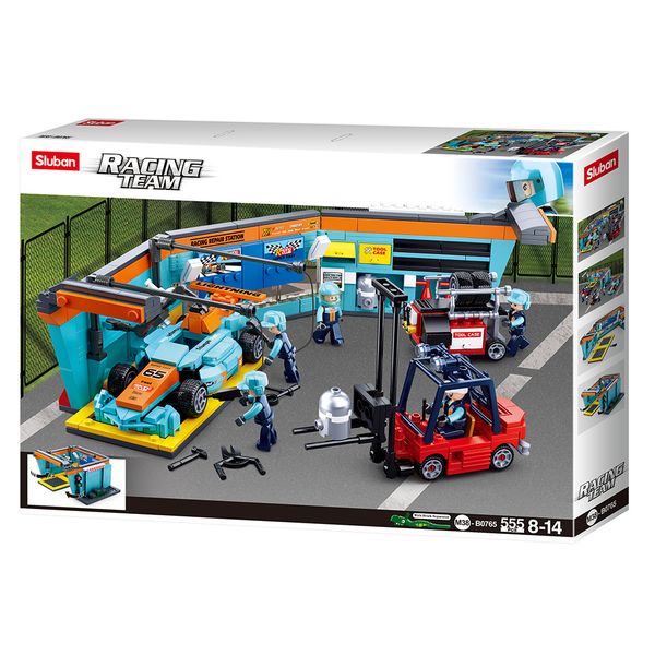 Sluban Building Set: F1 Racing Team - 555 Pieces