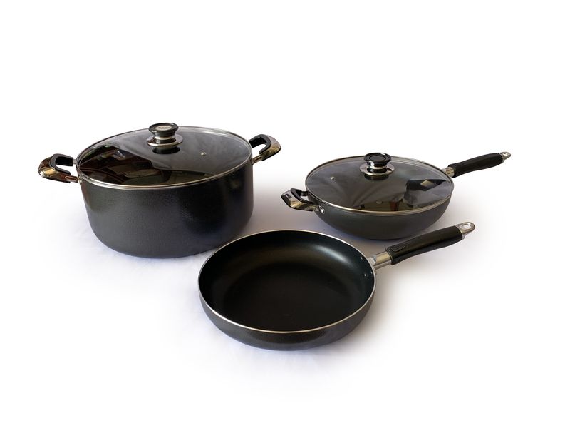 Real Chef Non-Stick Grey 32cm Wok with Alpine Casserole and Fry Pan 5 Piece Set