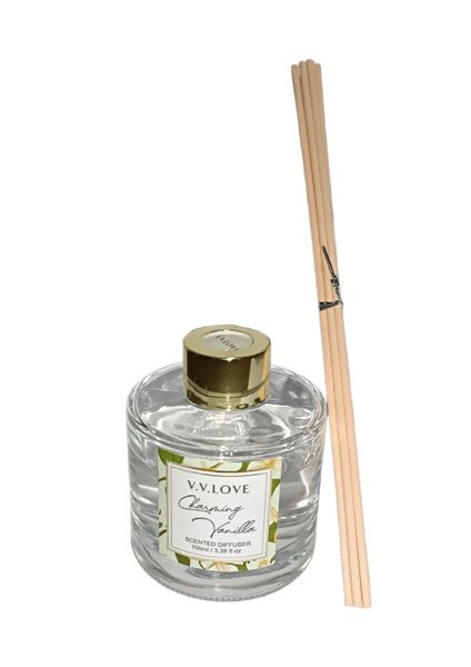 V.V Love - Scented Reed Diffuser - Charming Vanilla