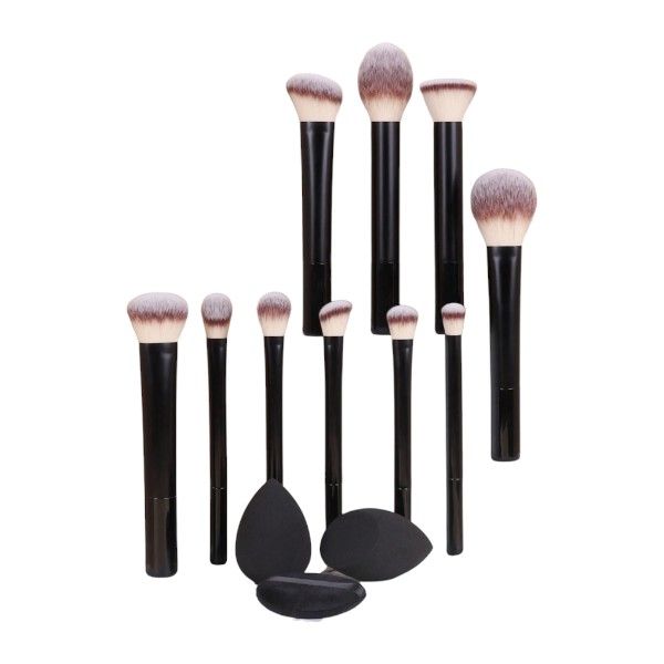 13-Piece Makeup Brush Set With Matte Black Beauty Sponges - Black
