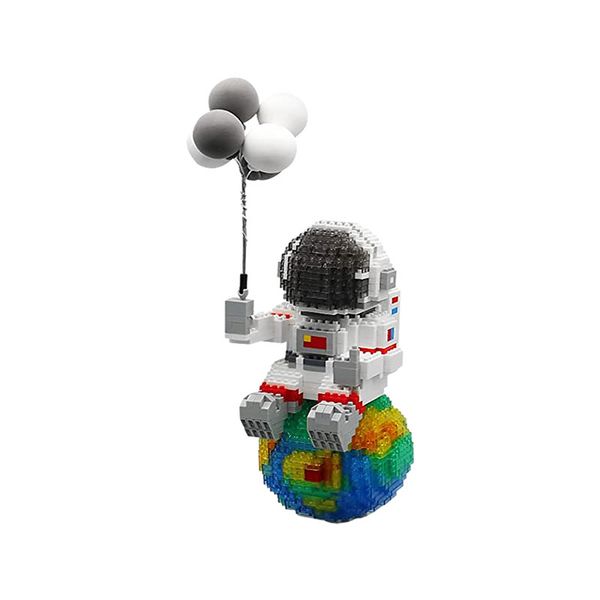 1368 Pieces Astronaut Mini Building Blocks N06906