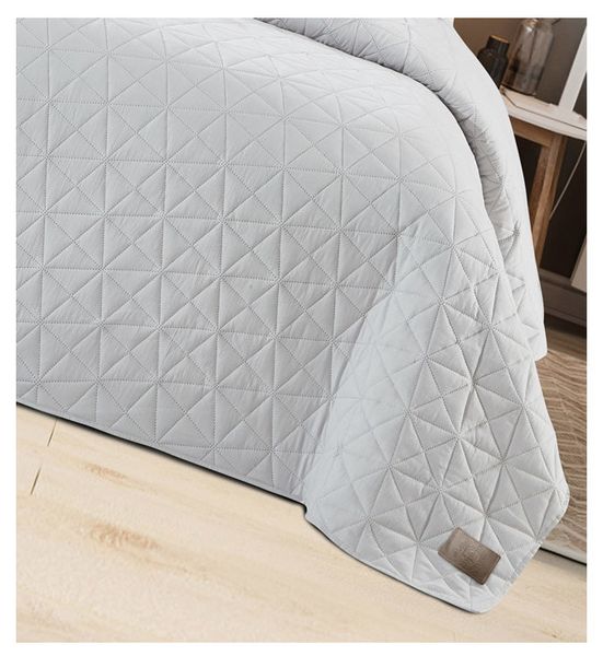 Pierre Cardin Diamond Quilt