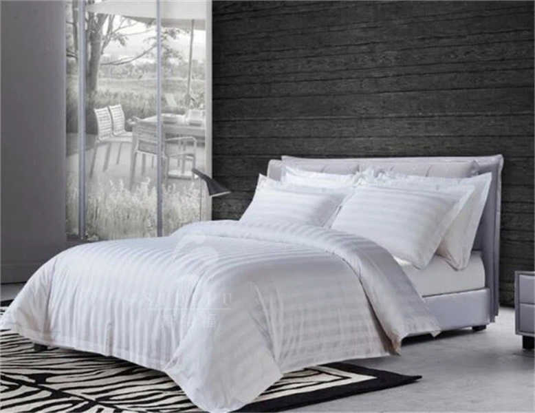 Relax Collection Microfibre duvet cover 3 piece set - White