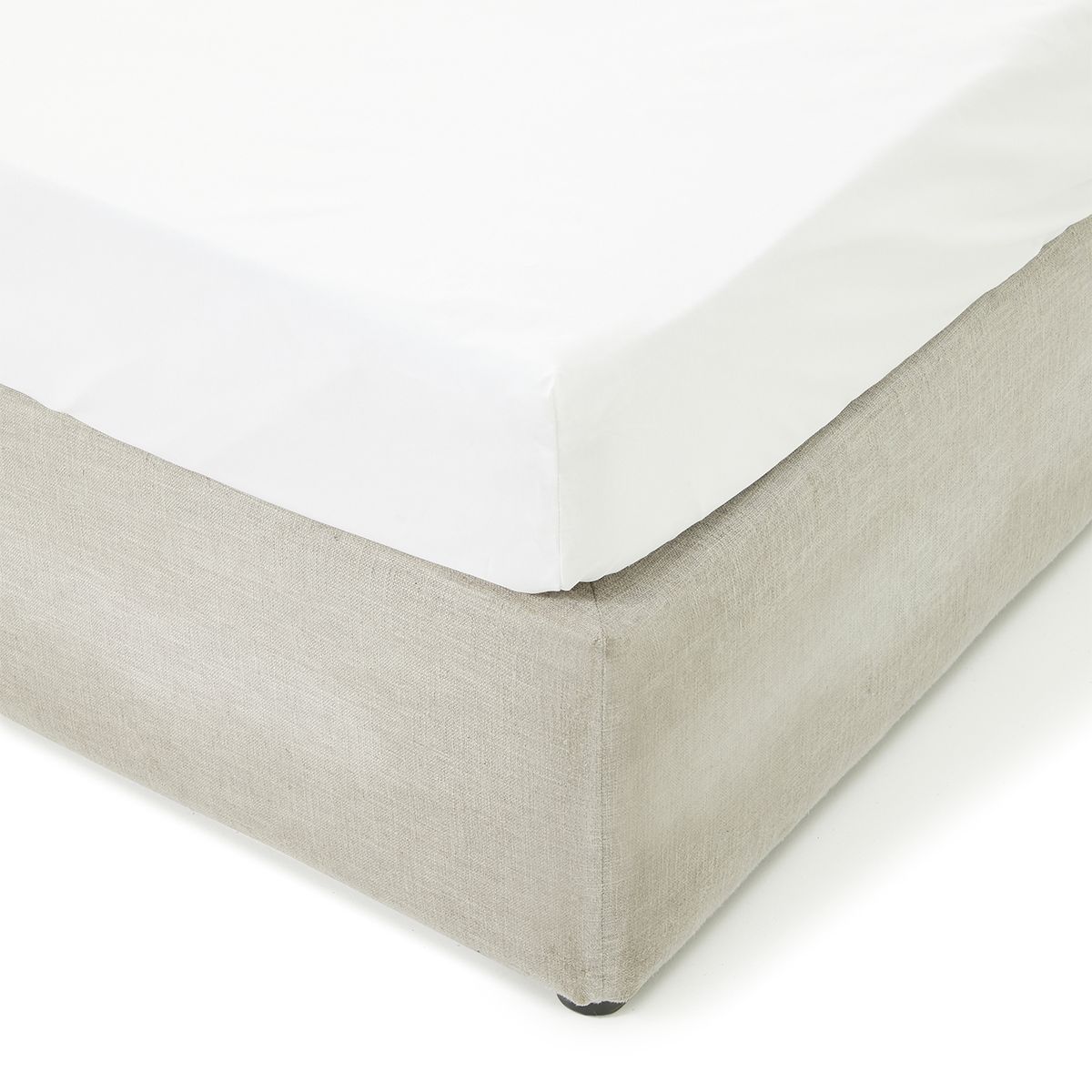 & Mason 200TC P/C Percale Fitted Sheet Extra Depth White