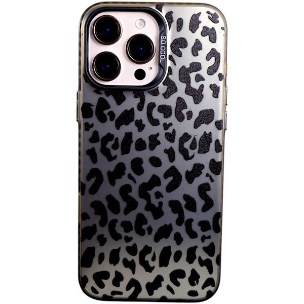 Solid Phone Case with Small Leopard Print - Iphone 16 Pro Max - Silver
