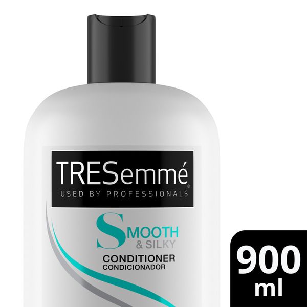 TRESemme Smooth and Silky Frizz Control Conditioner - 900ml