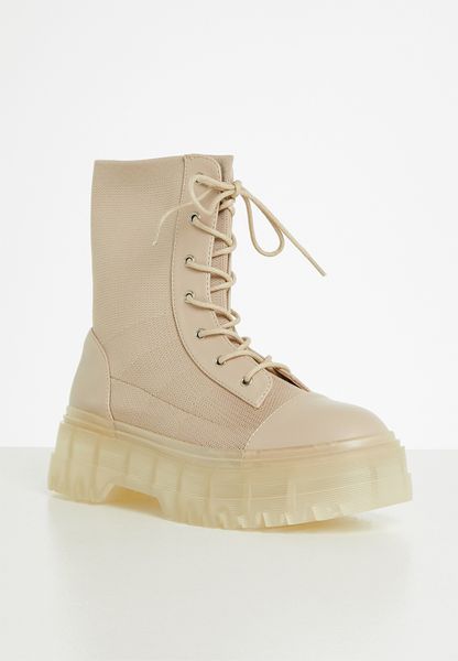 Poppy Lace Up Boot - Natural