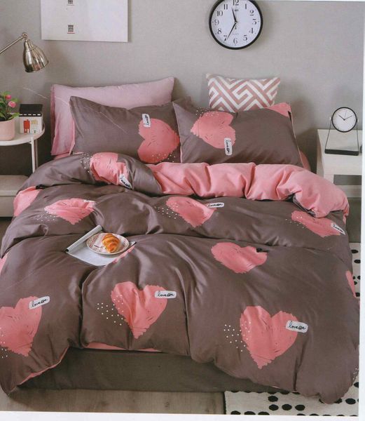 Bedspread Set 5 Piece Microfiber - F14 - D10 - (Brown with pink Hearts)