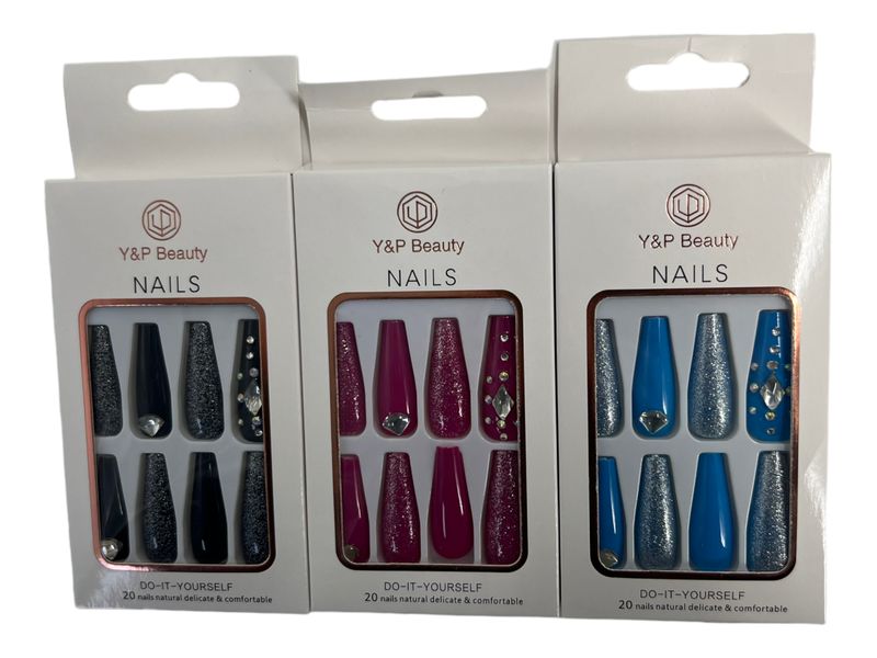 Diamond Glam Studded Black Press On Nails Set(3Piece)