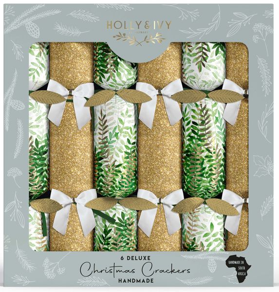 Holly &amp; Ivy Christmas Crackers - Deluxe Green Foliage