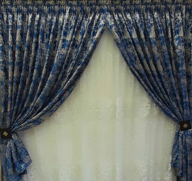 5 meter Blue six strings curtain with lace