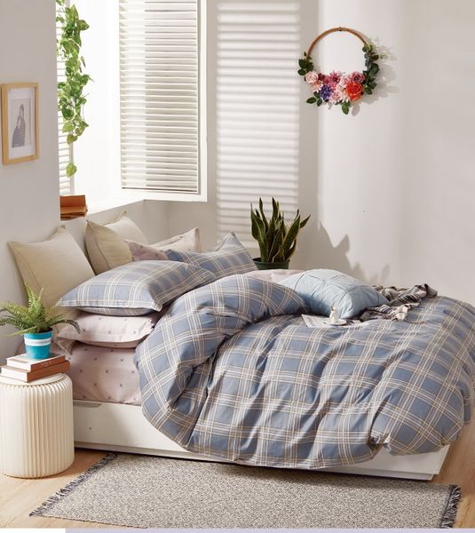 Linen Boutique - Duvet Cover 200 TC 4 Piece Set - Strips LinenLightSteelBlue