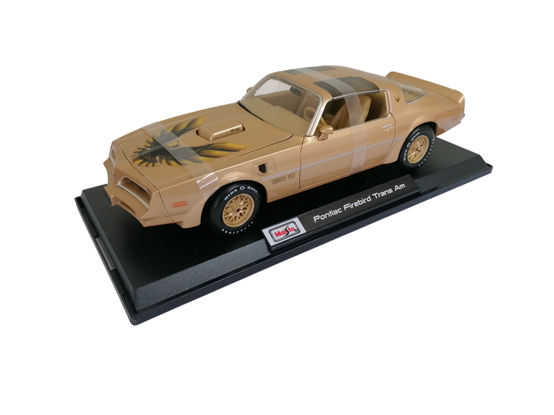 Maisto Pontiac Firebird Trans Am Gold 1:18 Model image