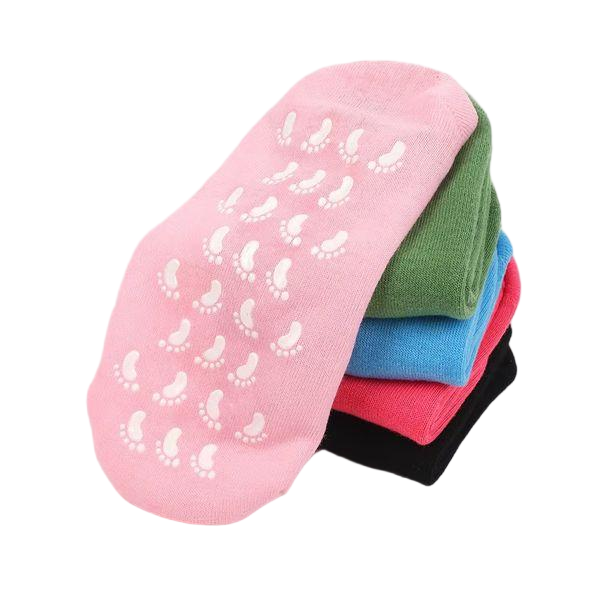 Silicone foot socks prevent dry, cracked heels