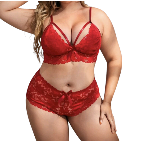 Woman Red Lace Plus Size Lingerie Set