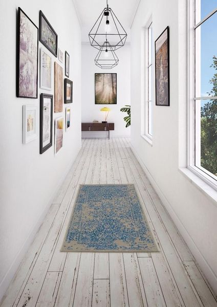 Sultan Runner Flower Design