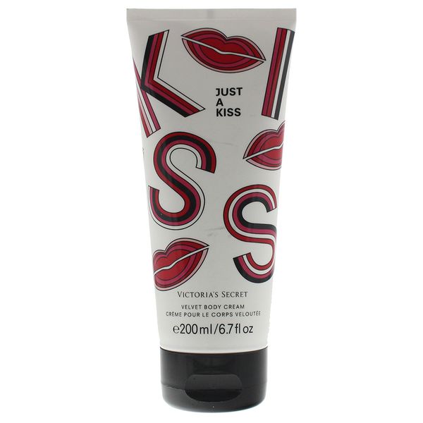 Victoria's Secret Just A Kiss Velvet Body Cream 200ml (Parallel Import)