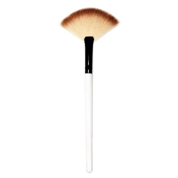 Fan Makeup Brush