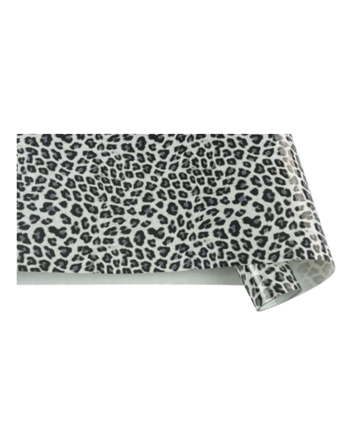 PU T-Shirt Transfer Vinyl - White &amp; Black Leopard Pattern 61cm x 2m