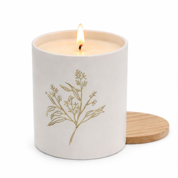 Scented Candle in Ceramic Pot with Wooden Lid