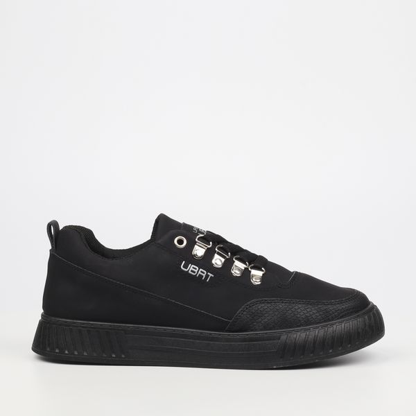 UBRT Men White Wax Plain Casual