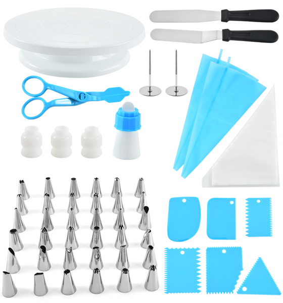 55 Piece cake decorating set