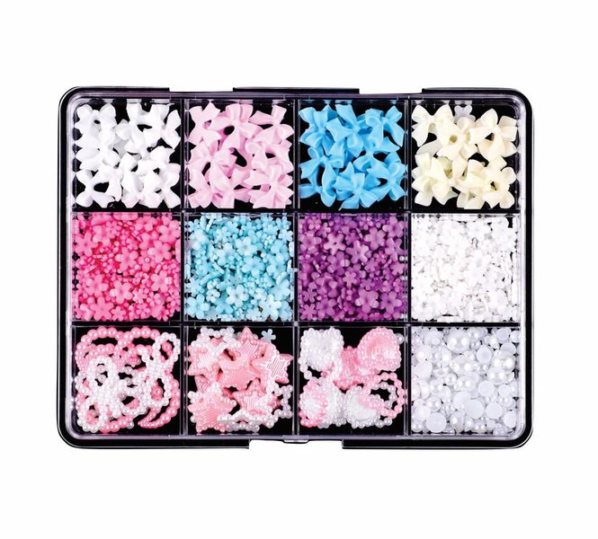 Nail art mixed decor-B