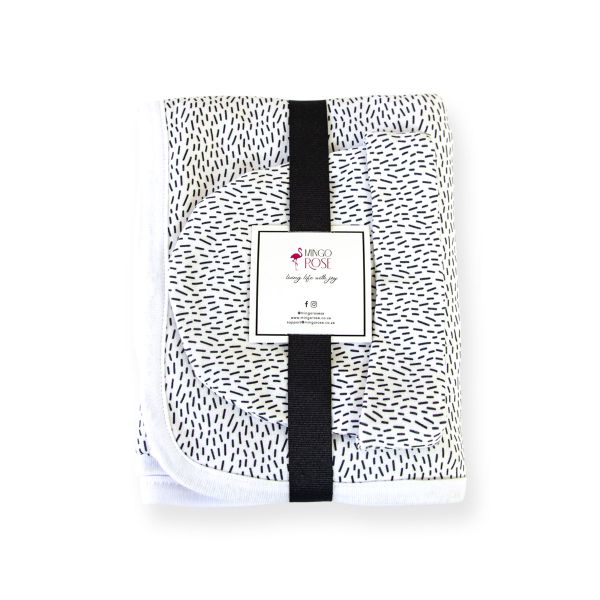 Mingo Rose Zesty Zebra Blanket &amp; Hat Gift Set