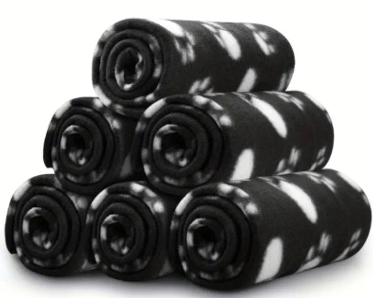 Winter Polar Fleece Dog Blanket