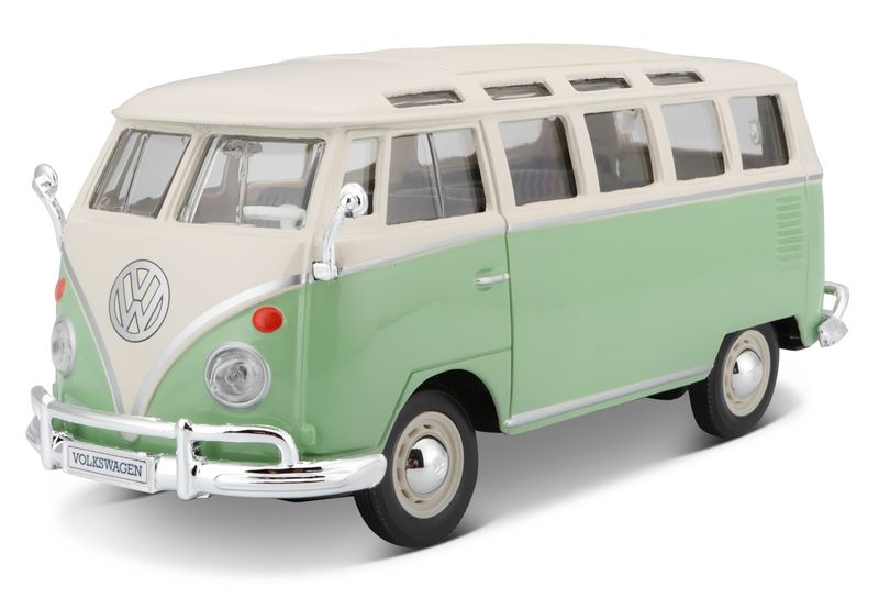 Maisto 1/25 Volkswagen Samba Van - Green (23cm Long)