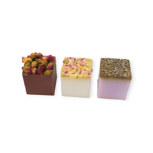Handmade Soap With Plant Essential Oils Rose/Thousand Day Red And Lavender