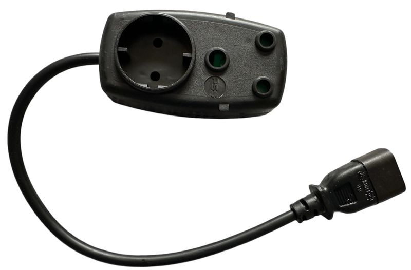 Multi-Plug With IEC Cord (4x15A + 4x5A)