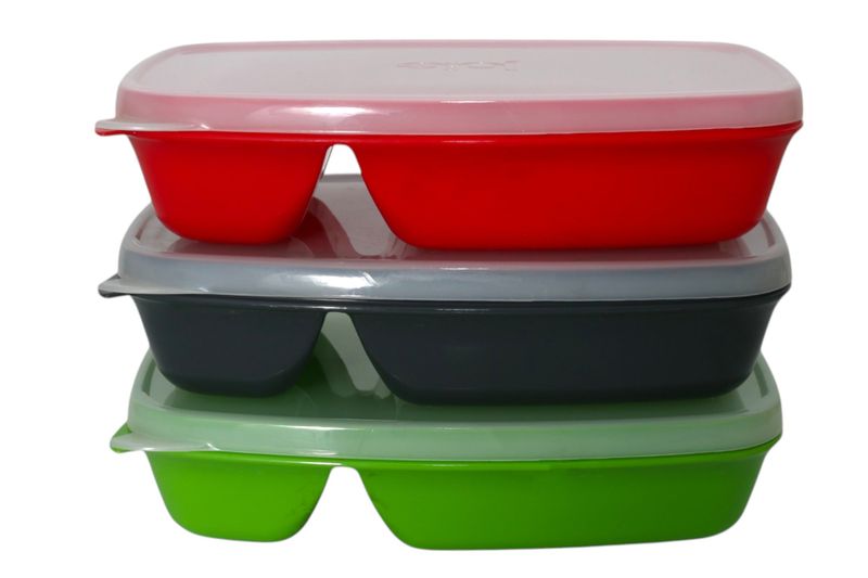 Joie Lunchboxes 2 Division Assorted Coloures 3Piece Set