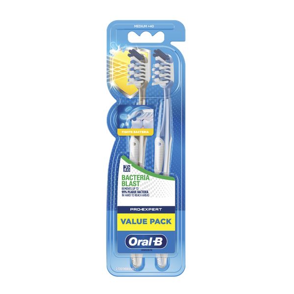 Oral-B Toothbrush Pro Expert Bacteria Blast Medium 1+1