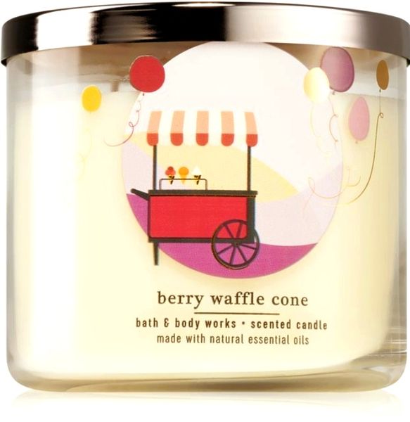 Bath &amp; Body Works Berry Waffle Cone 3-wick Scented Candle (Parallel Import)