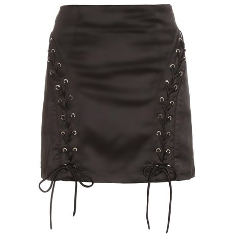 Black pencil outlet skirt quiz