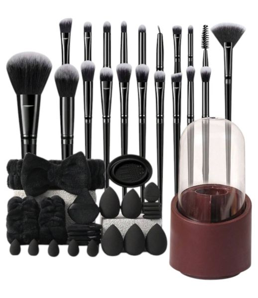 24 Piece Set With 20 Makeup Brushes &amp; Rotating Barrel - Black