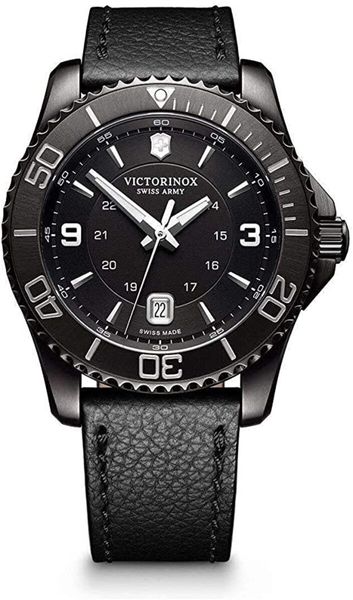 Victorinox Swiss Army Maverick Men's Watch 241787 Black Dial Leather Strap