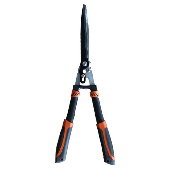 Garden Master Deluxe Wavy Blade Hedge Shear with Gear Tech