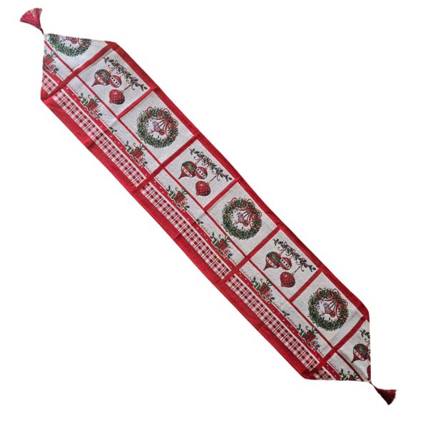Christmas Table Runner to decorate with style and give your Christmas color